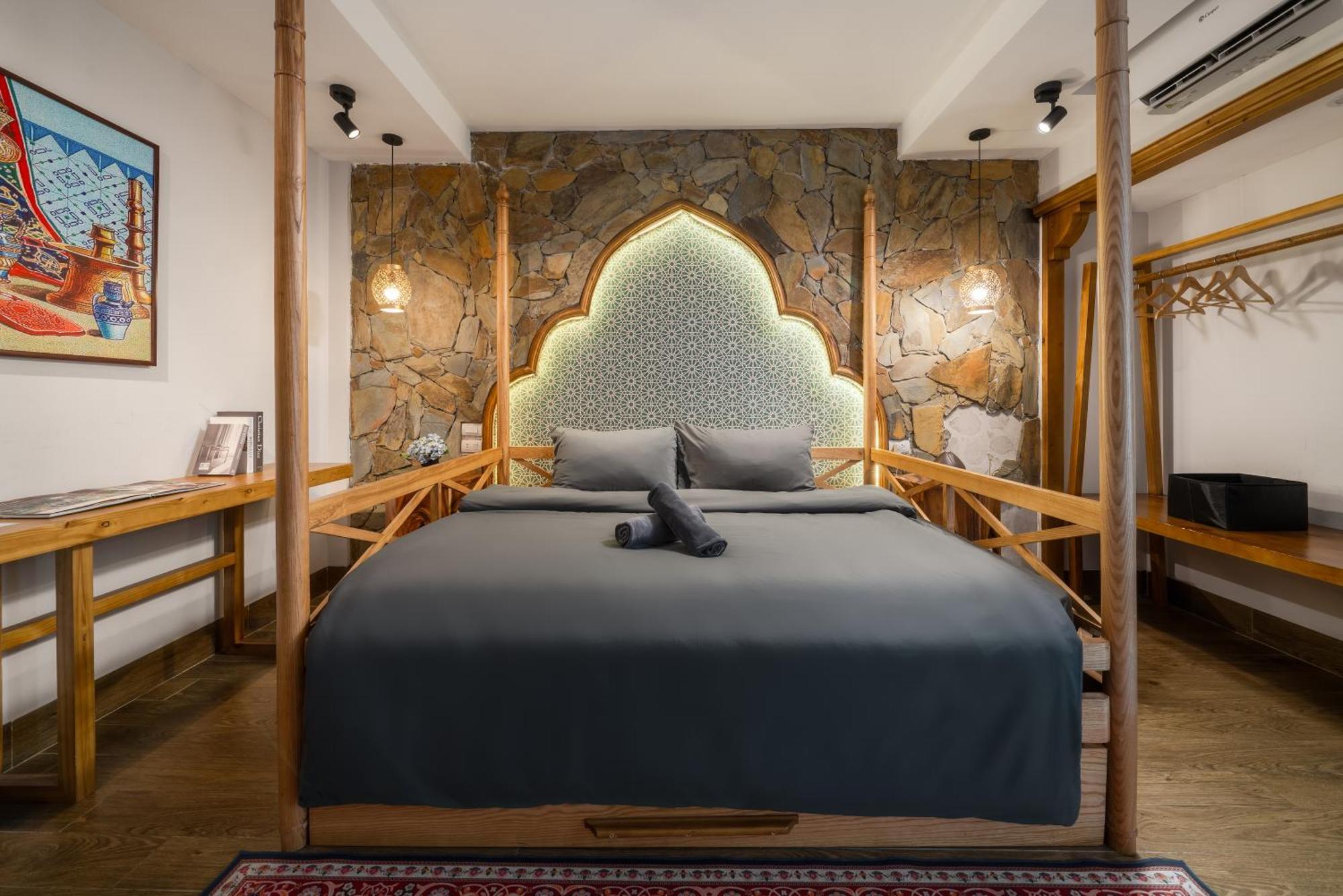 Le'S Home Boutique Homestay In The Center Hanoi Old Quarter — Photos 1